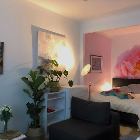 Lovely Flat In The Heart Of 헬싱키 외부 사진