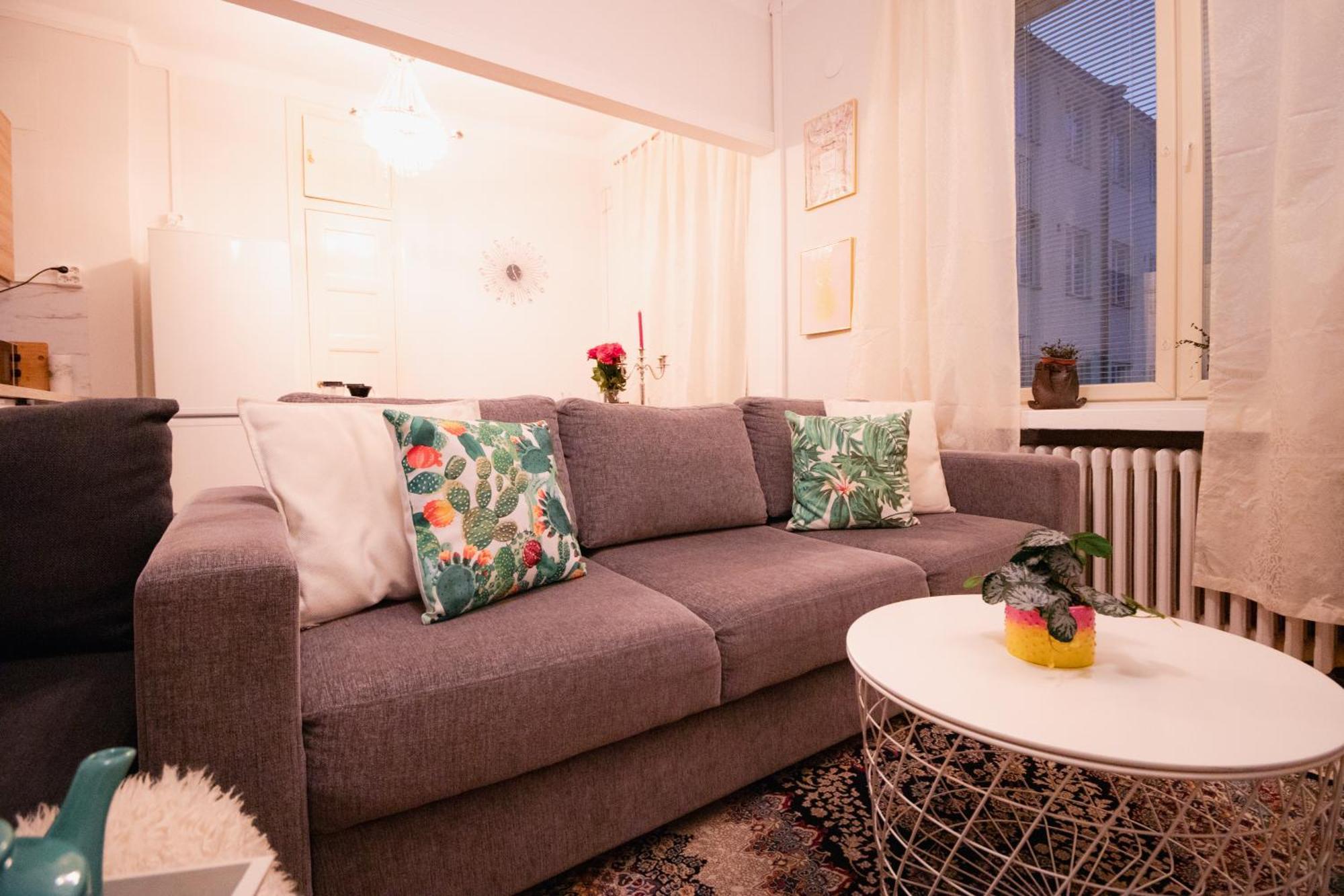 Lovely Flat In The Heart Of 헬싱키 외부 사진